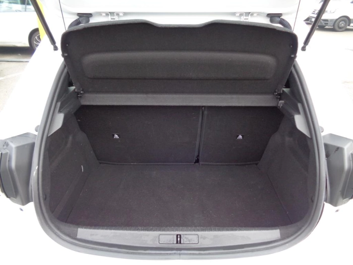 Peugeot 208  1.2 puretech Active Pack s&s 75cv