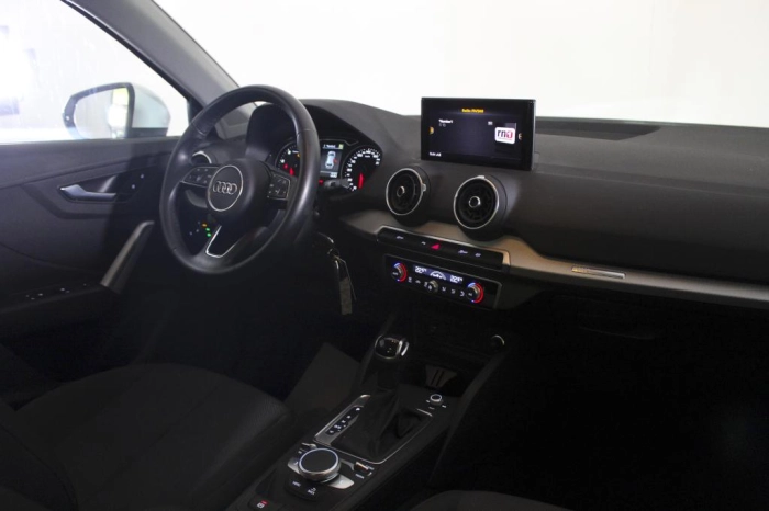 Audi Q2  30 2.0 tdi Business s-tronic