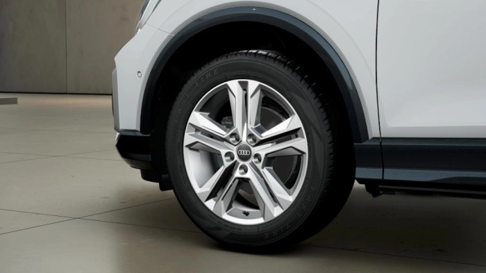 Audi Q2    Business Advanced 30 TFSI  85(116) kW(CV) 6-marce