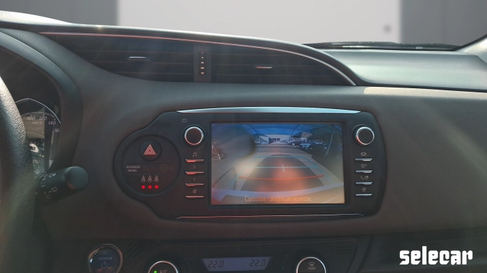 Toyota Yaris  5p 1.5h Active