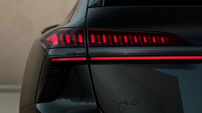 Audi A6 Avant   S line edition e-hybrid quattro 270 kW S tronic