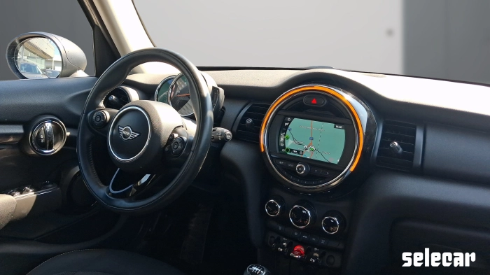 MINI IV   -  5p 1.5 One D