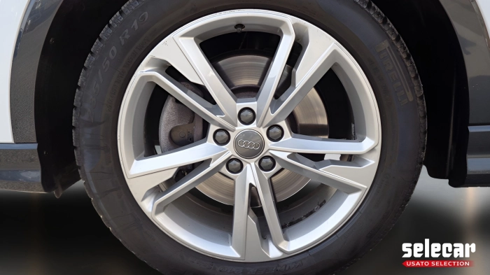 Audi Q3  40 2.0 tfsi S line edition quattro s-tronic