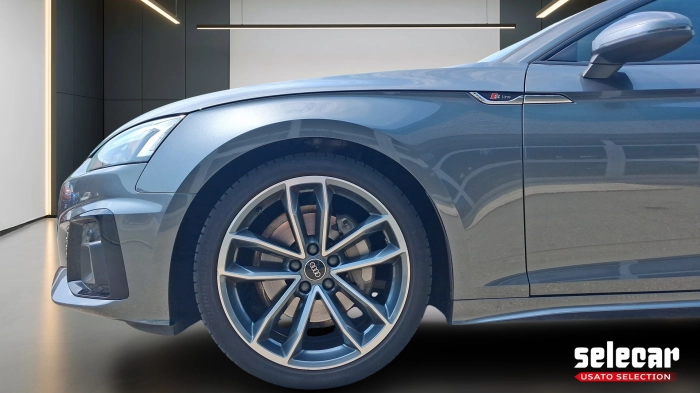 Audi A5  Coupe 40 2.0 tdi mhev S line edition 2
