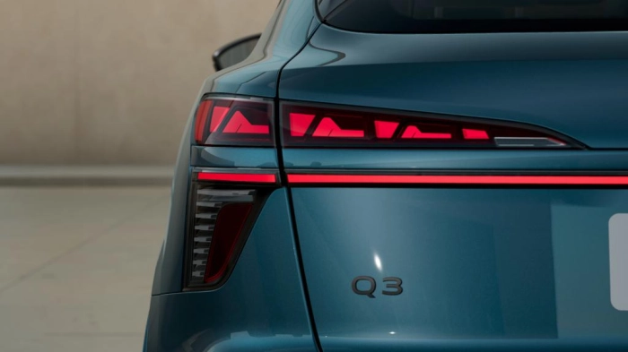 Audi Q3 Sportback   Business e-hybrid  200 kW S tronic