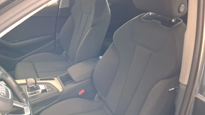 Audi A4 Avant  40 2.0 tdi mhev S line edition qu