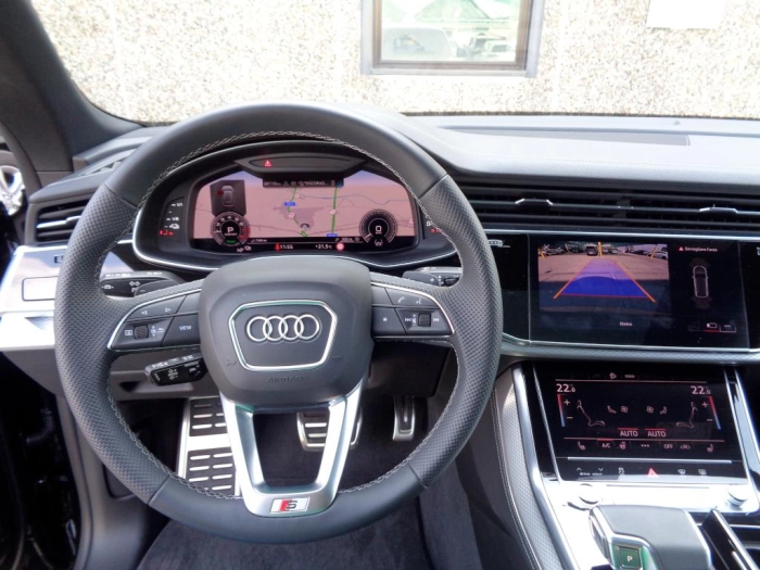 Audi Q8  3.0 tfsi e S line edition quattro 394cv tiptr