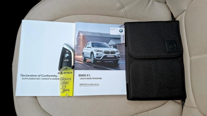 BMW X1  sdrive18d xLine auto