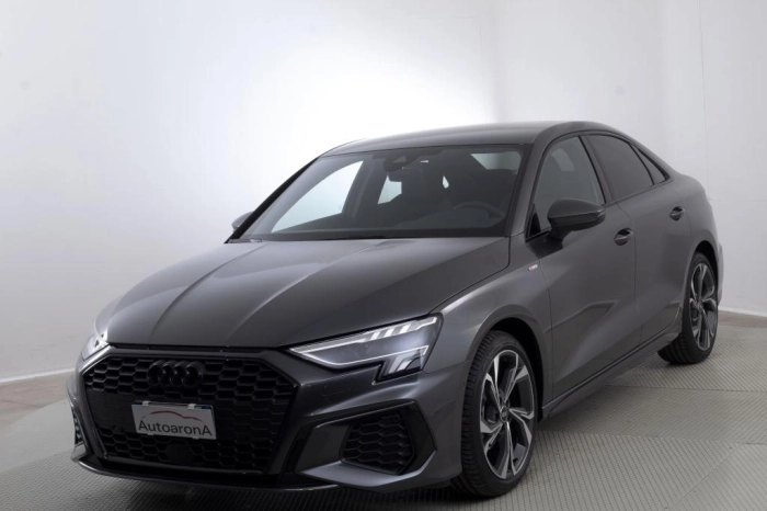 Audi A3  Sedan 35 2.0 tdi S line edition s-tronic