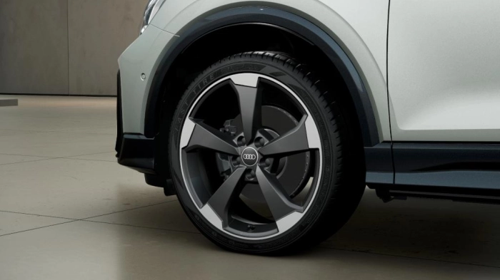 Audi Q2    Identity Black 35 TDI  110(150) kW(CV) S tronic