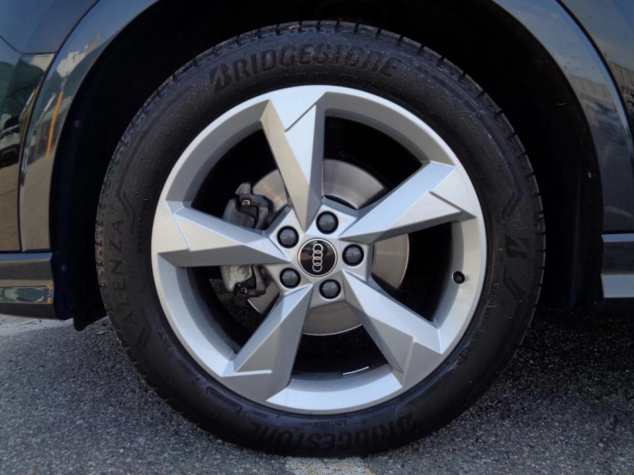 Audi Q3 Sportback  35 2.0 tdi S line edition s