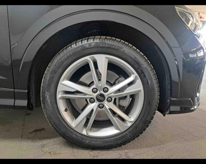 Audi Q3 Sportback  35 2.0 tdi S line edition