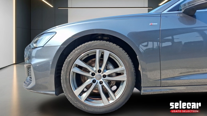 Audi A6 2018 Berlina -  40 2.0 tdi mhev Business quattro s-tr