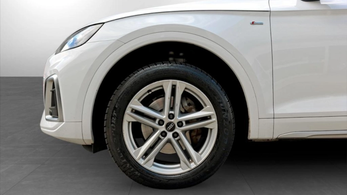 Audi Q5  40 2.0 tdi mhev 12V S line quattro s-tronic