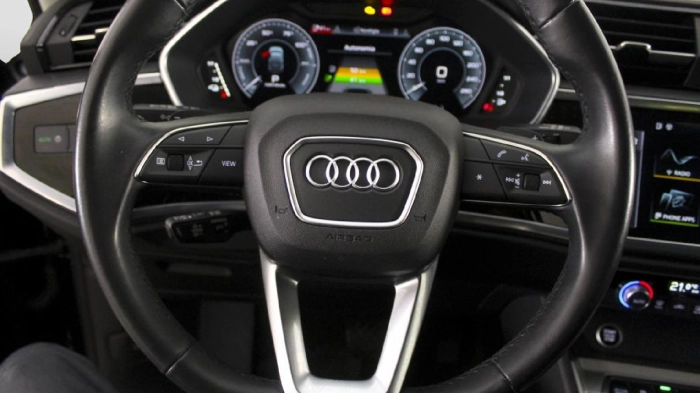 Audi Q3 Sportback  45 1.4 tfsi e S line edit