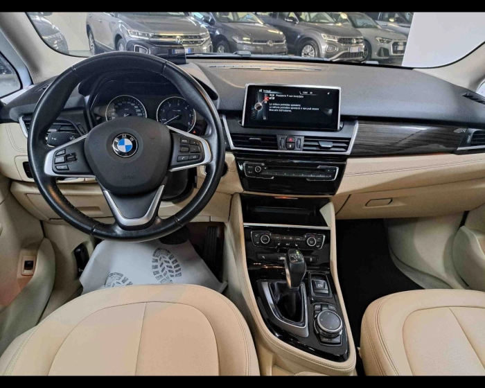 BMW Serie 220d Active Tourer xdrive L