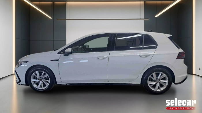 Volkswagen Golf  2.0 tdi R-Line 150cv dsg