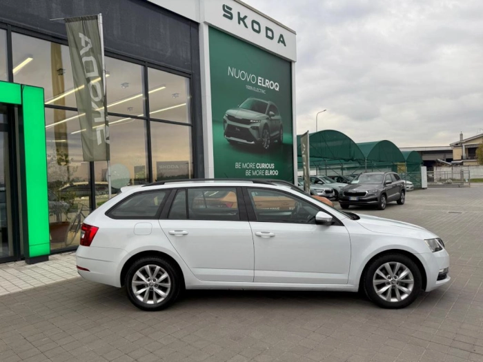 Skoda Octavia  Wagon 1.5 g-tec Executive 130cv dsg