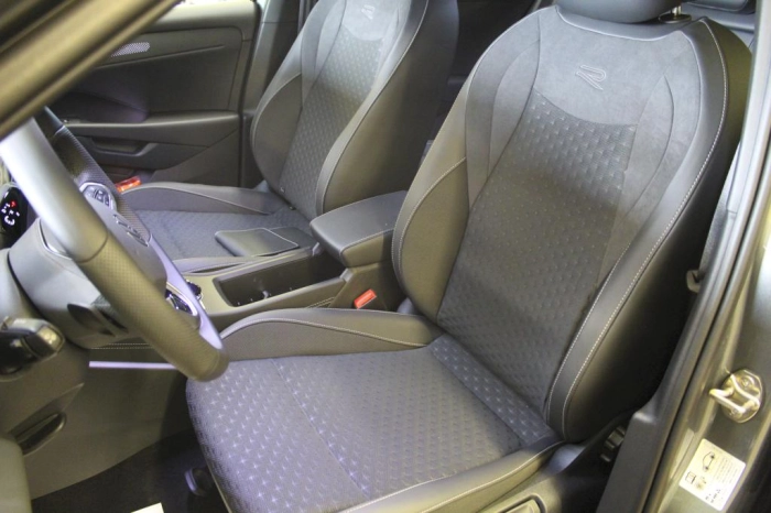 Volkswagen T-Roc Nuovo R-Line 1.5 eTSI ACT 110 kW (150 CV) DSG