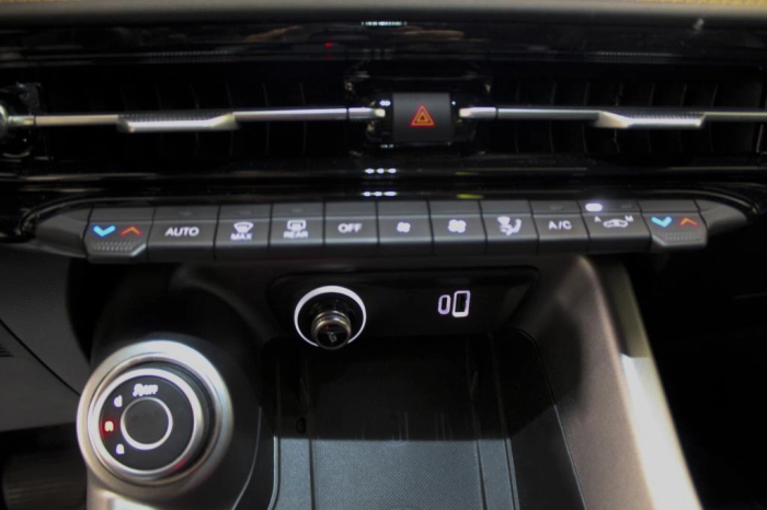 Alfa romeo Tonale 1.3 phev Speciale Q4 280cv at6