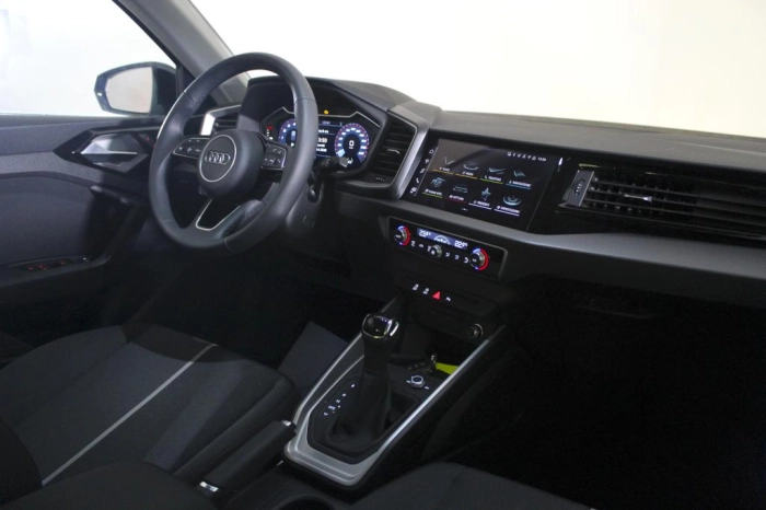 Audi A1 Sportback   Business 30 TFSI  85(116) kW(CV) S tronic