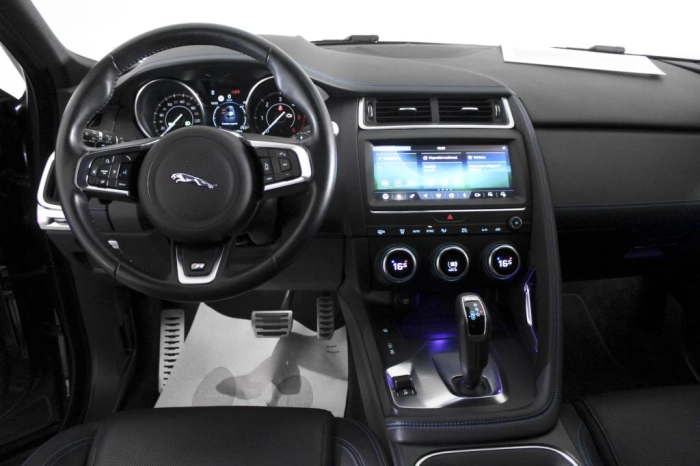 Jaguar E-Pace  2.0d i4 R-Dynamic awd 180cv auto my19
