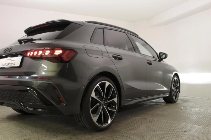 Audi A3 Sportback   S line edition 35 TFSI  110 kW S tronic