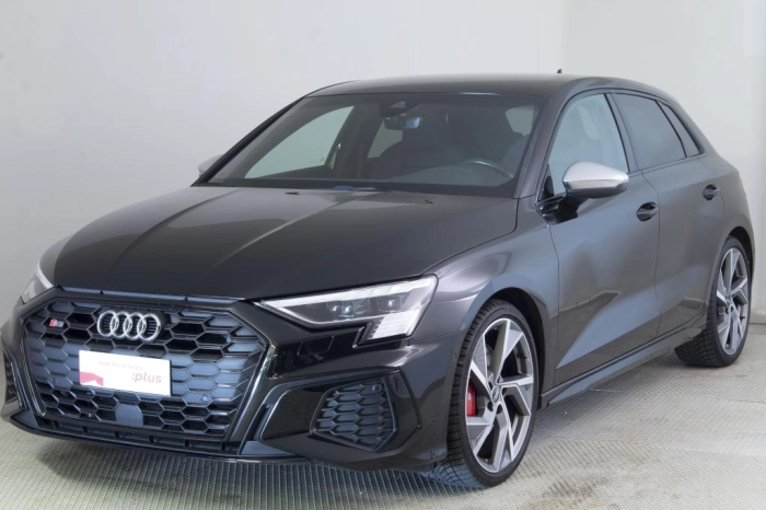Audi S3  Sportback 2.0 tfsi quattro s-tronic
