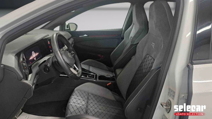Volkswagen Golf  2.0 tdi R-Line 150cv dsg