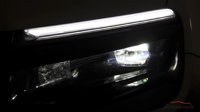Jeep Avenger  -  1.2 turbo e-hybrid Summit fwd 100cv edct6