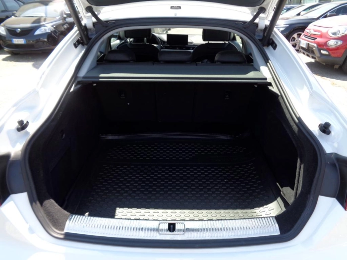 Audi A5  Sportback 40 2.0 tdi mhev S line e