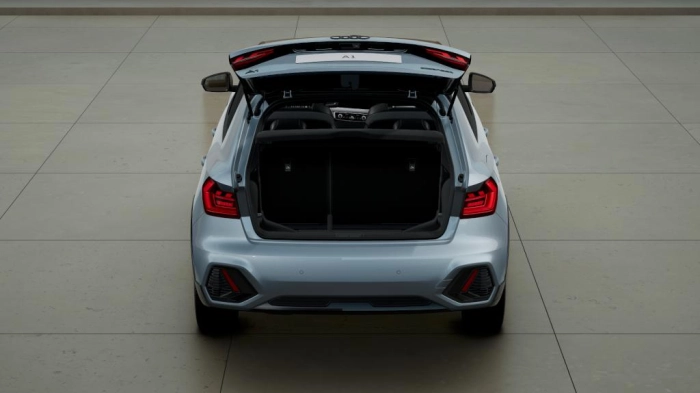 Audi A1 Allstreet   Identity Contrast 30 TFSI  85(116) kW(CV) S tronic