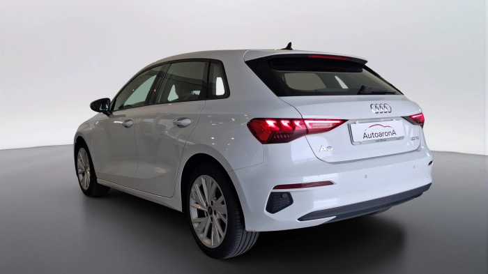 Audi A3 Sportback  30 2.0 tdi Business s-tr