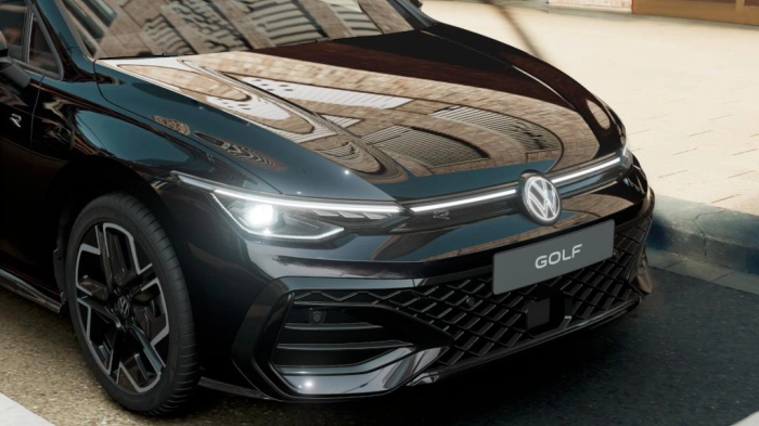 Volkswagen Golf Nuova  R-Line Plus 1.5 eTSI ACT 85 kW (115 CV) DSG