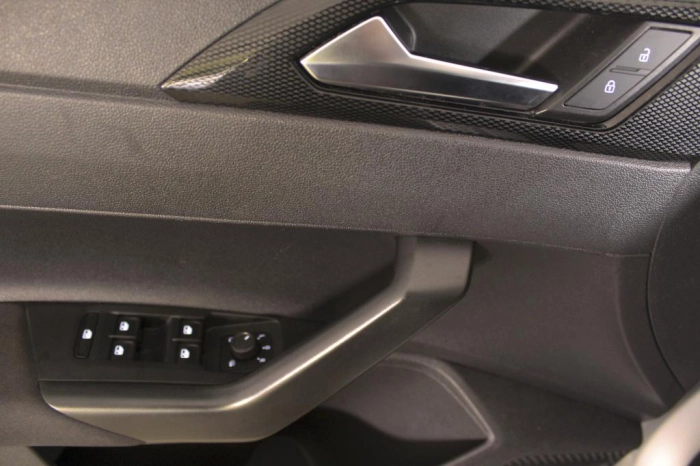 Volkswagen Polo  1.0 tsi Life 95cv