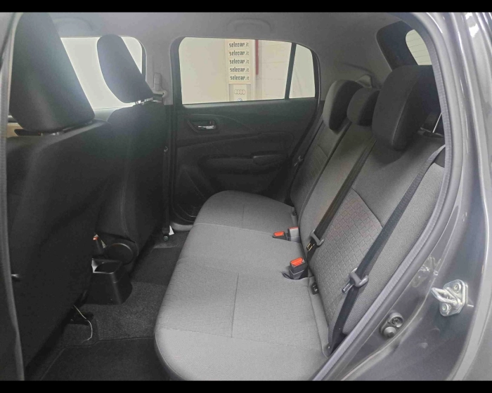 Suzuki Swift  VII -  1.2h Top 2wd