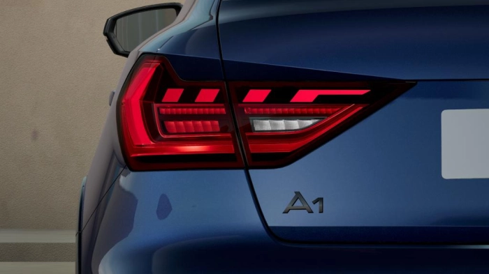 Audi A1 Allstreet   Identity Contrast 30 TFSI  85(116) kW(CV) S tronic