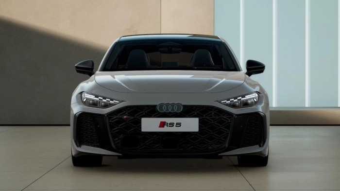 Audi A5  RS 5 Berlina    470 kW tiptronic