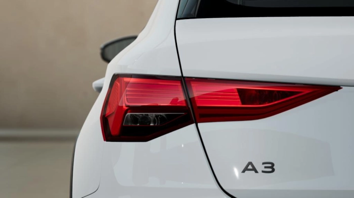 Audi A3 Allstreet   Business 35 TFSI  110 kW S tronic