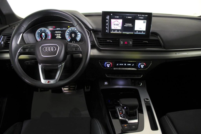 Audi Q5 Sportback  40 2.0 tdi mhev 12V S line quattro s-tronic