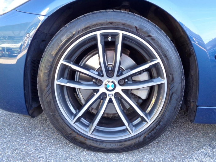 BMW Serie 520d Touring mhev 48V xdrive 