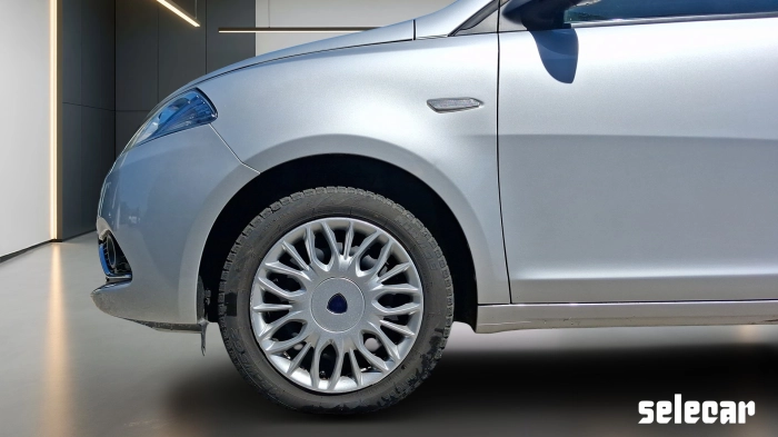 Lancia Ypsilon  1.3 mjt Gold s&s 95cv
