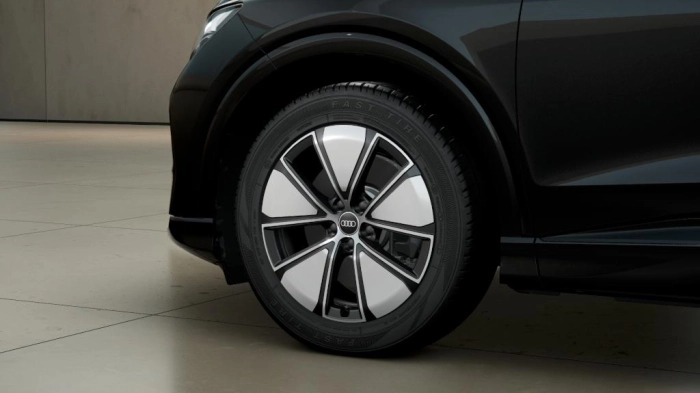 Audi Q4 Sportback   Sportback Business Advanced e-tron performance  210,00 kW