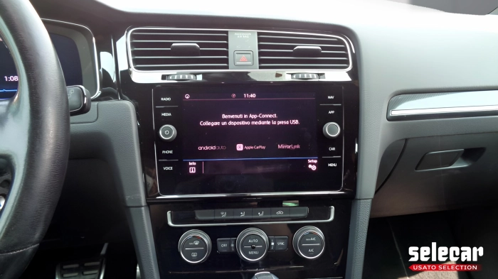 Volkswagen Golf  5p 2.0 tsi R 4motion 310cv dsg