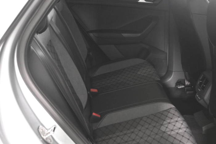 Volkswagen T-Roc  R-Line 1.5 TSI ACT 110 kW (150 CV) DSG