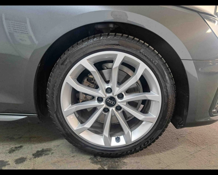 Audi A4 Avant  35 2.0 tdi mhev S Line edition 16