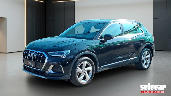 Audi Q3  35 2.0 tdi Business Advanced s-tronic
