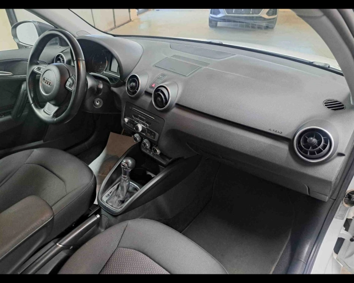 Audi A1 Sportback  1.4 tdi Metal s-tronic