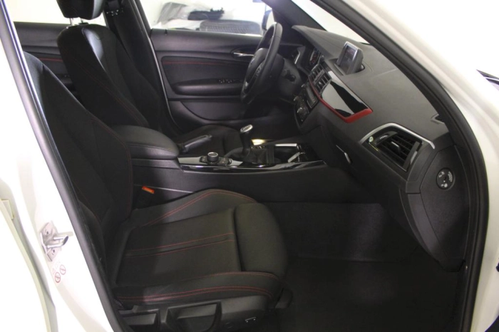 BMW Serie 116d Sport 5p my18