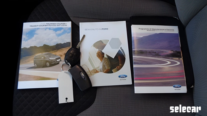 Ford Tourneo  courier 1.5 tdci 75cv plus my